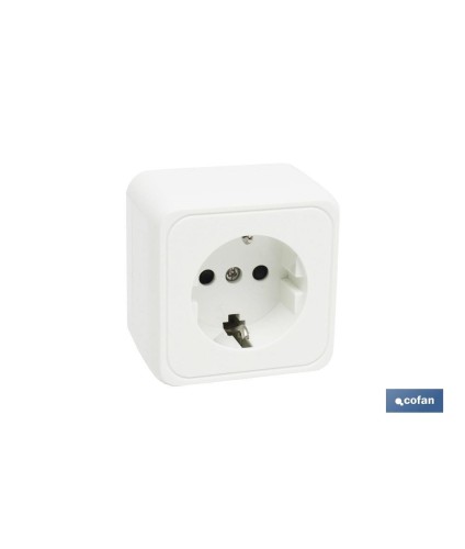 Base cuadrada de superficie con toma tierra | Color Blanco | 16 A - 250 V