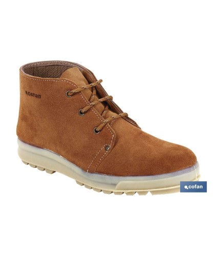 Bota Trekking | En Piel | Modelo Morella | Con Cordones | Color Camel | Suela Antideslizante