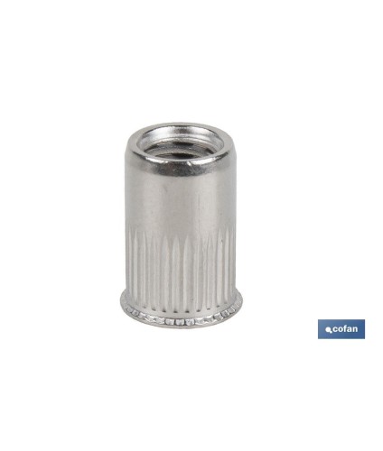Tuercas remachables ranuradas de cabeza reducida A-2 | Amplia variedad de métricas