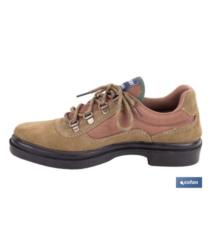 Zapatilla trekking Piornal | Piel de serraje y suela de caucho antideslizante | Disponible desde la talla 38 hasta la 46